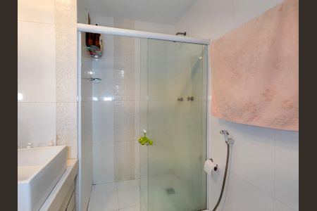 Apartamento à venda com 195m², 3 quartos e 2 vagasBanheiro da Suíte 2