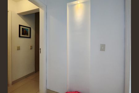 Apartamento à venda com 195m², 3 quartos e 2 vagasCorredor