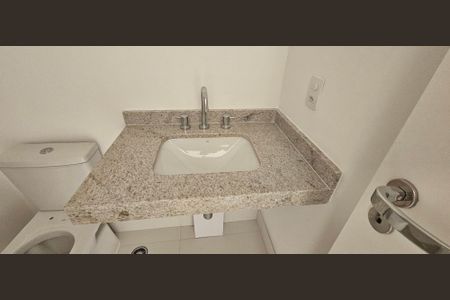 Banheiro Social de kitnet/studio à venda com 1 quarto, 25m² em Vila Mariana, São Paulo