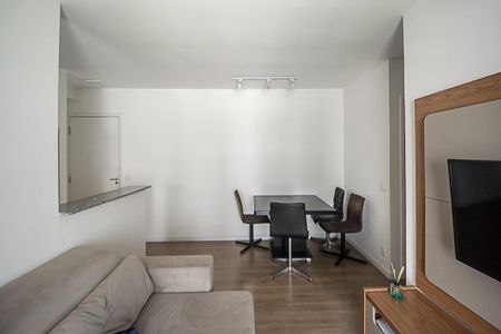 Apartamento para alugar com 65m², 2 quartos e 1 vagaSala