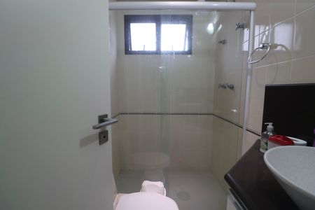 Apartamento para alugar com 300m², 5 quartos e 2 vagas Apartamento para alugar com 300m², 5 quartos e 2 vagasBanheiro Social