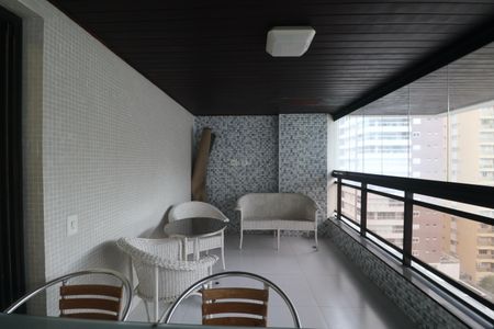 Apartamento para alugar com 300m², 5 quartos e 2 vagas Apartamento para alugar com 300m², 5 quartos e 2 vagasVaranda da Sala