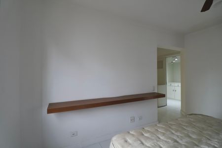 Apartamento para alugar com 300m², 5 quartos e 2 vagas Apartamento para alugar com 300m², 5 quartos e 2 vagasSuíte 2