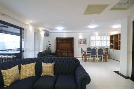 Apartamento para alugar com 300m², 5 quartos e 2 vagas Apartamento para alugar com 300m², 5 quartos e 2 vagasSala