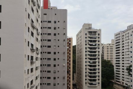 Apartamento para alugar com 300m², 5 quartos e 2 vagas Apartamento para alugar com 300m², 5 quartos e 2 vagasVista Varanda da Suíte 2