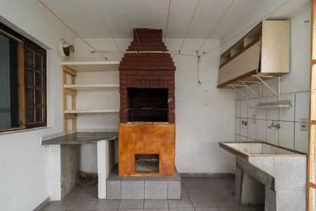 Casa para alugar com 500m², 2 quartos e sem vagaÁrea de Serviço - Churrasqueira