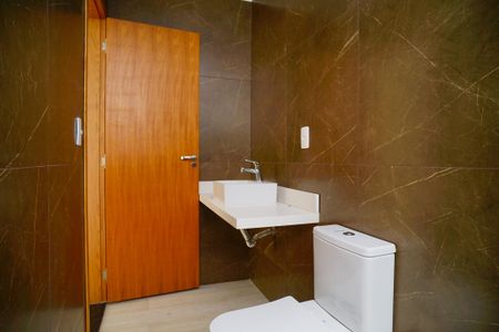 Casa à venda com 162m², 4 quartos e 1 vagaBanheiro Social 2