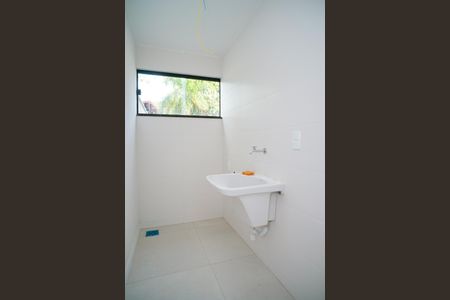 Casa à venda com 162m², 4 quartos e 1 vagaÁrea de Serviço