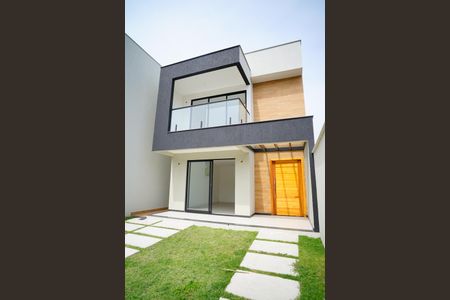Casa à venda com 162m², 4 quartos e 1 vagaFachada