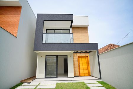 Casa à venda com 162m², 4 quartos e 1 vagaFachada