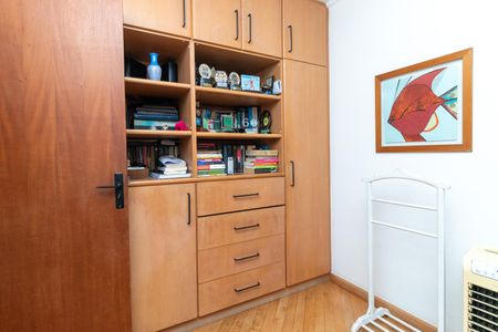 Apartamento à venda com 94m², 3 quartos e 2 vagasQuarto 2