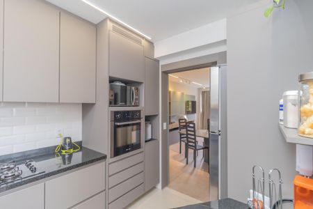 Apartamento à venda com 127m², 3 quartos e 3 vagas Apartamento à venda com 127m², 3 quartos e 3 vagasCozinha