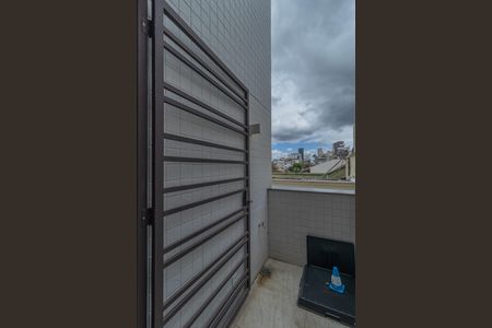 Apartamento à venda com 127m², 3 quartos e 3 vagas Apartamento à venda com 127m², 3 quartos e 3 vagasÁrea de Serviço