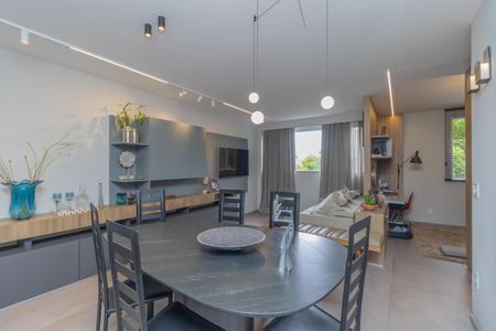 Apartamento à venda com 127m², 3 quartos e 3 vagas Apartamento à venda com 127m², 3 quartos e 3 vagasSala