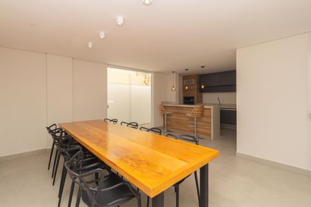 Apartamento à venda com 127m², 3 quartos e 3 vagas Apartamento à venda com 127m², 3 quartos e 3 vagasÁrea comum