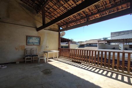 Casa de condomínio à venda com 90m², 3 quartos e sem vaga Casa de condomínio à venda com 90m², 3 quartos e sem vagaTerraço