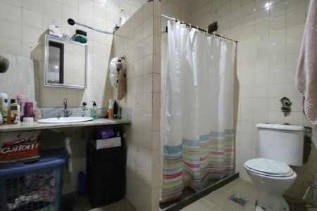Casa de condomínio à venda com 90m², 3 quartos e sem vaga Casa de condomínio à venda com 90m², 3 quartos e sem vagaBanheiro Social
