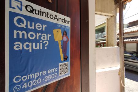 Casa de condomínio à venda com 90m², 3 quartos e sem vaga Casa de condomínio à venda com 90m², 3 quartos e sem vagaPlaca