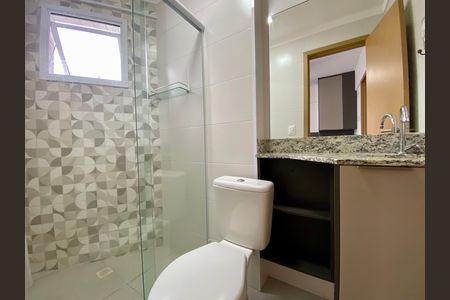 Banheiro Social de apartamento para alugar com 1 quarto, 54m² em Vila Caiçara, Praia Grande
