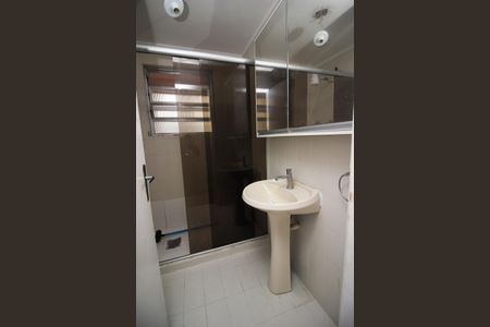 Apartamento à venda com 58m², 2 quartos e sem vagaBanheiro