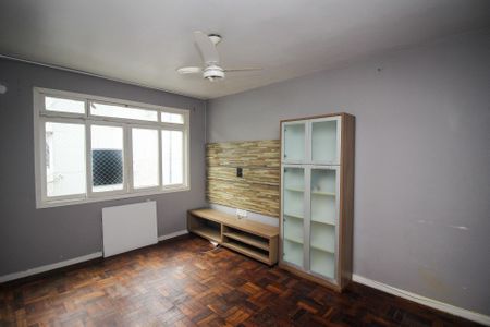 Sala de apartamento à venda com 2 quartos, 58m² em Menino Deus, Porto Alegre