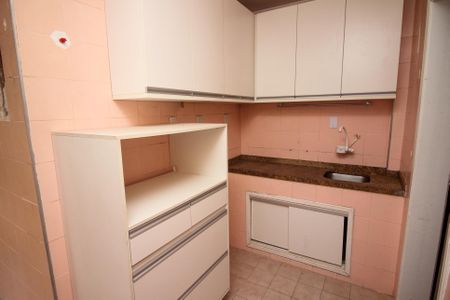 Apartamento à venda com 58m², 2 quartos e sem vagaCozinha