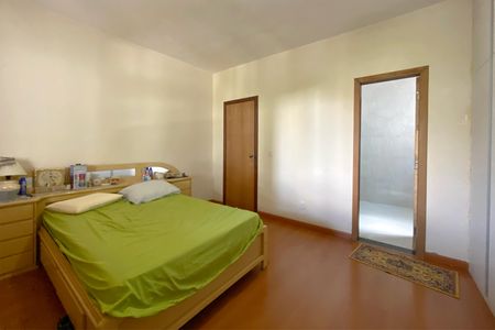 Casa à venda com 500m², 6 quartos e 3 vagasSuíte 1