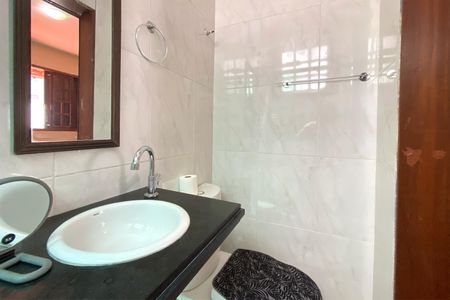 Casa à venda com 500m², 6 quartos e 3 vagasBanheiro da Suíte 2