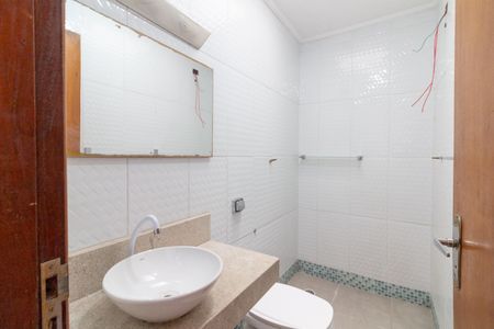 Casa à venda com 156m², 3 quartos e 2 vagas Casa à venda com 156m², 3 quartos e 2 vagasBanheiro da Suíte