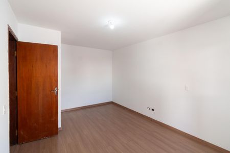 Casa à venda com 156m², 3 quartos e 2 vagas Casa à venda com 156m², 3 quartos e 2 vagasSuíte