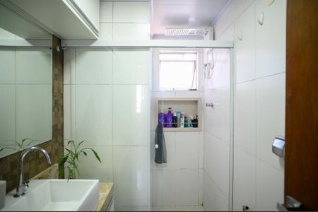 Apartamento à venda com 60m², 2 quartos e 2 vagas Apartamento à venda com 60m², 2 quartos e 2 vagasQuarto 2