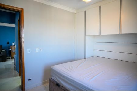 Apartamento à venda com 60m², 2 quartos e 2 vagas Apartamento à venda com 60m², 2 quartos e 2 vagasQuarto 1