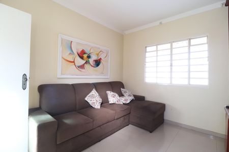 Casa para alugar com 280m², 3 quartos e 3 vagasSala de TV