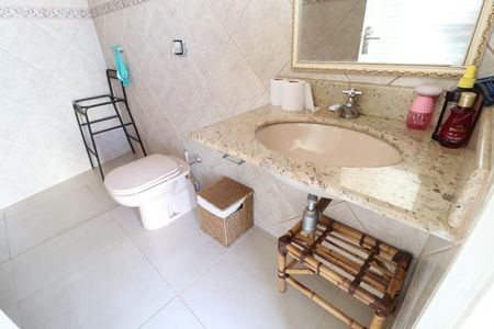 Casa para alugar com 280m², 3 quartos e 3 vagasBanheiro da Piscina