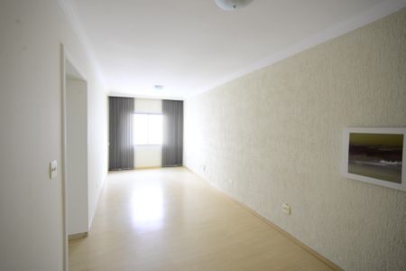 Apartamento para alugar com 69m², 2 quartos e 1 vagaSala