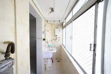 Apartamento para alugar com 69m², 2 quartos e 1 vagaÁrea de Serviço