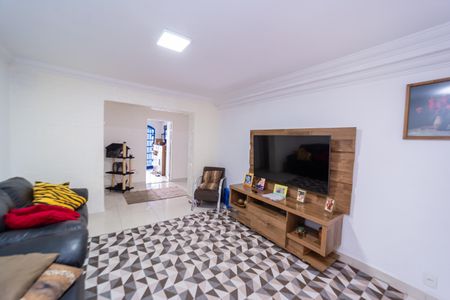 Casa à venda com 187m², 2 quartos e 2 vagas Casa à venda com 187m², 2 quartos e 2 vagasSala