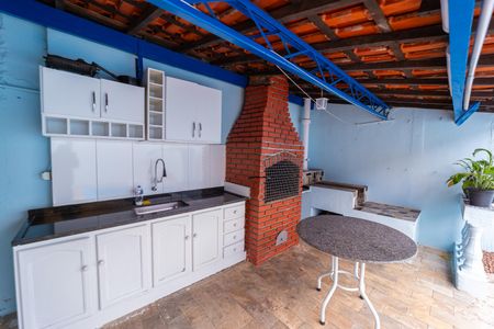 Casa à venda com 187m², 2 quartos e 2 vagas Casa à venda com 187m², 2 quartos e 2 vagasÁrea gourmet