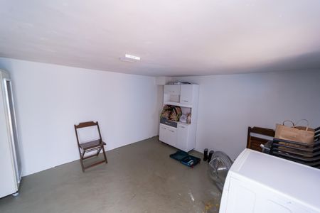 Casa à venda com 187m², 2 quartos e 2 vagas Casa à venda com 187m², 2 quartos e 2 vagasÁrea de Serviço