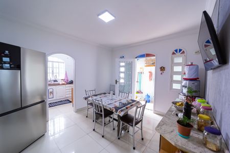 Casa à venda com 187m², 2 quartos e 2 vagas Casa à venda com 187m², 2 quartos e 2 vagasCopa