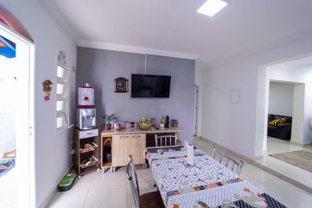 Casa à venda com 187m², 2 quartos e 2 vagas Casa à venda com 187m², 2 quartos e 2 vagasCopa