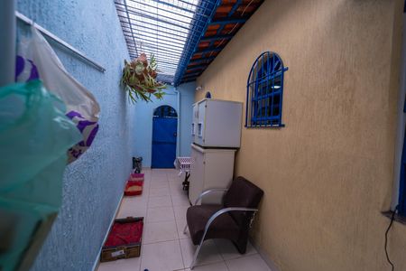 Casa à venda com 187m², 2 quartos e 2 vagas Casa à venda com 187m², 2 quartos e 2 vagasCorredor