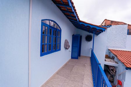 Casa à venda com 187m², 2 quartos e 2 vagas Casa à venda com 187m², 2 quartos e 2 vagasVaranda da Suíte 2