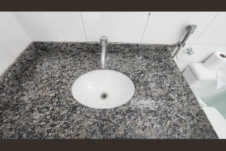 Apartamento para alugar com 120m², 2 quartos e 1 vaga Apartamento para alugar com 120m², 2 quartos e 1 vagaBanheiro da Suíte 2