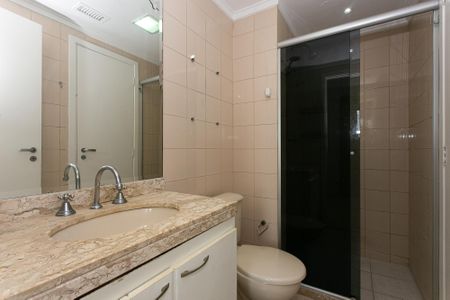 Apartamento à venda com 57m², 2 quartos e 1 vaga Apartamento à venda com 57m², 2 quartos e 1 vagaBanheiro Social