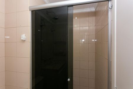 Apartamento à venda com 57m², 2 quartos e 1 vaga Apartamento à venda com 57m², 2 quartos e 1 vagaBanheiro Social