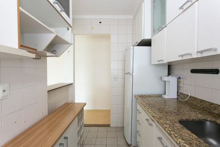 Apartamento à venda com 57m², 2 quartos e 1 vaga Apartamento à venda com 57m², 2 quartos e 1 vagaCozinha