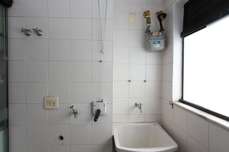 Apartamento à venda com 57m², 2 quartos e 1 vaga Apartamento à venda com 57m², 2 quartos e 1 vagaÁrea de Serviço