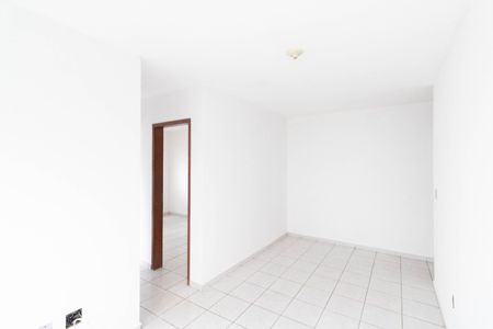 Sala de apartamento para alugar com 2 quartos, 55m² em Campo Grande, Rio de Janeiro