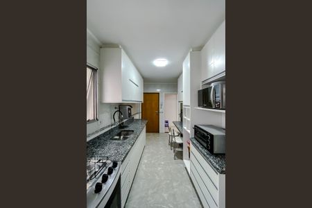 Apartamento à venda com 94m², 3 quartos e 2 vagas Apartamento à venda com 94m², 3 quartos e 2 vagasCozinha